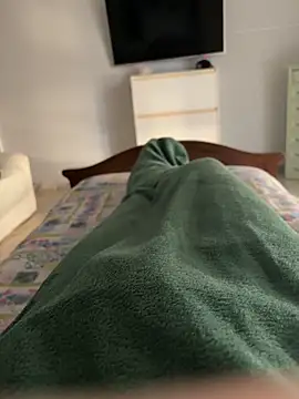 simeonehivd online show from December 19, 2025, 12:45 pm