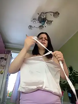 Dona Mafia online show from February 2, 2026, 11:36 pm