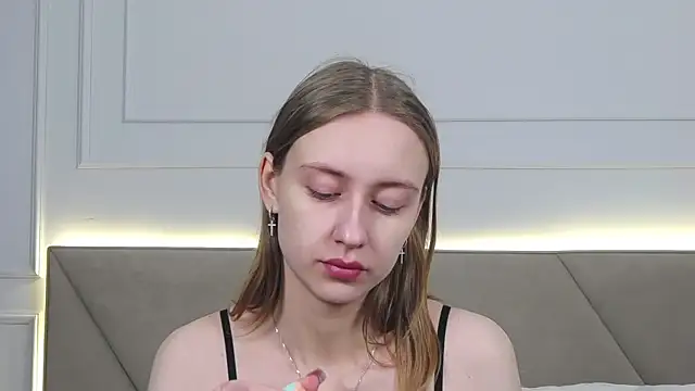 RachaelCute online show from November 16, 2025, 4:29 am