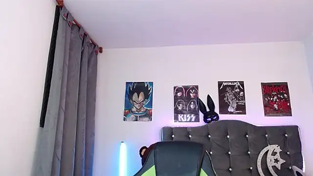 Snapshot of lunabritton1 chatting on February 11, 2026, 2:16 am lunabritton1 online show from February 11, 2026, 2:16 am