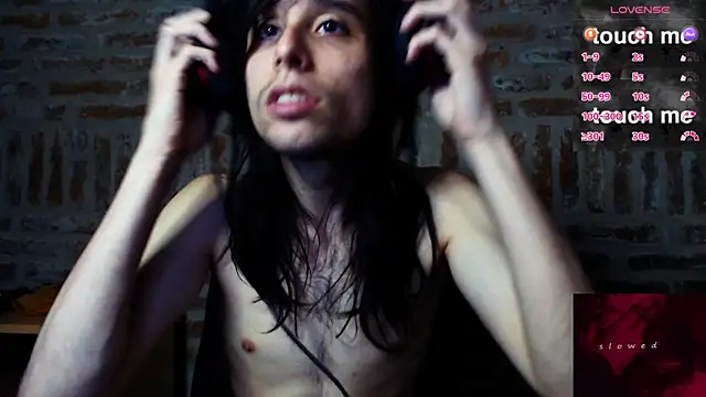 Snapshot of CaramelToy chatting on January 12, 2026, 6:02 pm CaramelToy online show from January 12, 2026, 6:02 pm