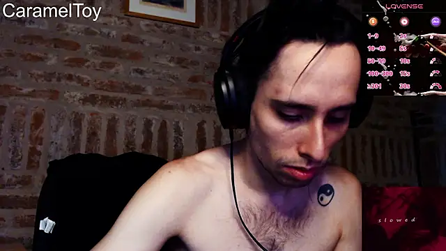 CaramelToy online show from February 15, 2026, 6:15 pm