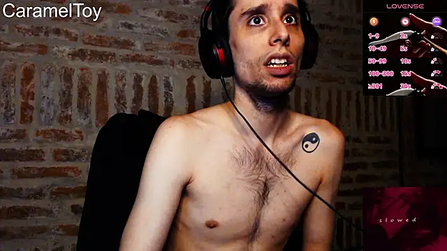 CaramelToy online show from February 25, 2026, 1:26 am