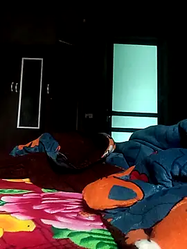 vangkt-cute online show from April 5, 2026, 6:54 am