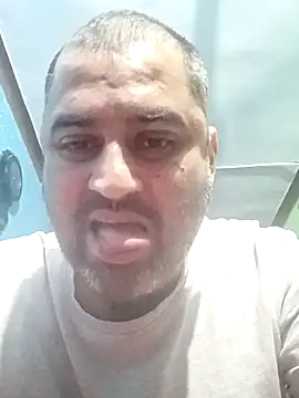 arjunforyou4 online show from December 5, 2025, 1:31 pm