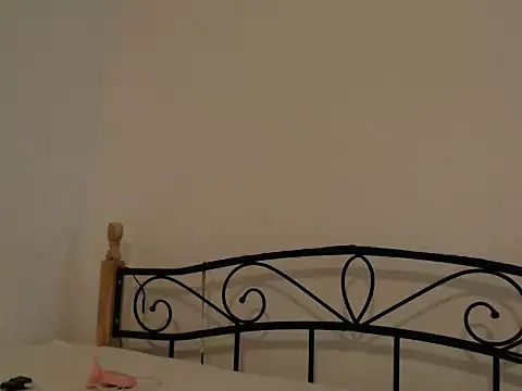 MissyDior8 online show from November 28, 2025, 5:54 am