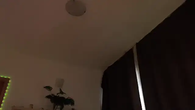 MissyDior8 online show from December 5, 2025, 5:49 am