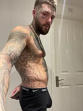 Snapshot of magicmichaell chatting on November 22, 2025, 8:41 pm magicmichaell online show from November 22, 2025, 8:41 pm