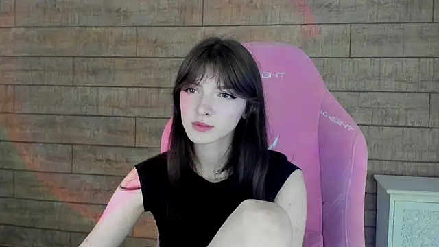 Snapshot of SophiaProve chatting on April 19, 2026, 7:38 pm SophiaProve online show from April 19, 2026, 7:38 pm