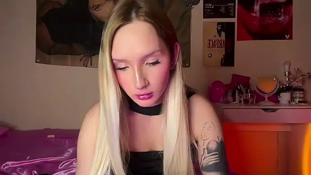 Emily Di1 online show from January 13, 2026, 8:36 pm