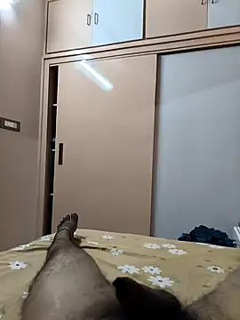 Snapshot of krishnaclip chatting on November 15, 2025, 4:25 pm krishnaclip online show from November 15, 2025, 4:25 pm