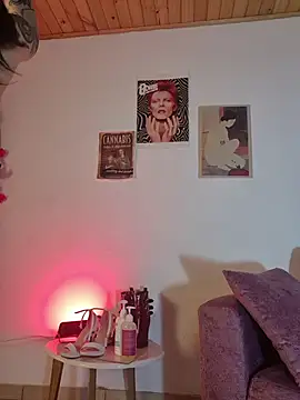 dirty diiana online show from May 12, 2026, 11:02 pm