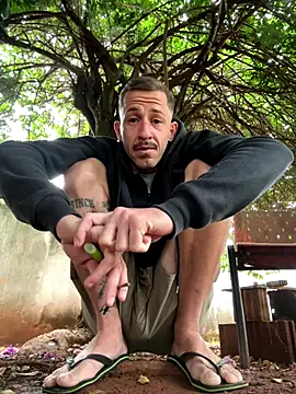 Lucasjandre online show from December 20, 2025, 9:49 am