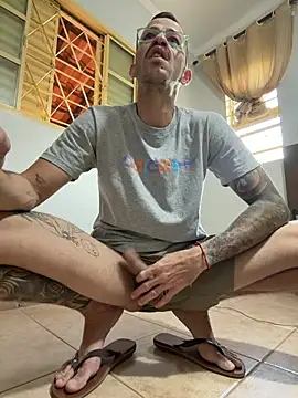 Lucasjandre online show from June 1, 2026, 9:55 am
