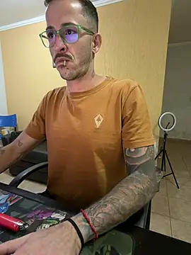 Lucasjandre online show from July 17, 2026, 9:30 pm