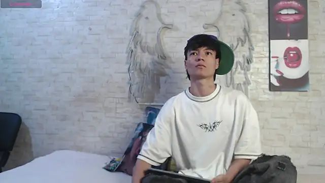 axel milo kairo and noa online show from February 13, 2026, 2:57 pm