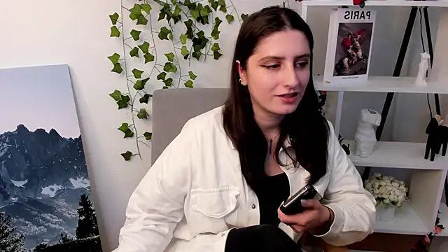 Snapshot of MikaClausing chatting on November 11, 2025, 7:30 am MikaClausing online show from November 11, 2025, 7:30 am