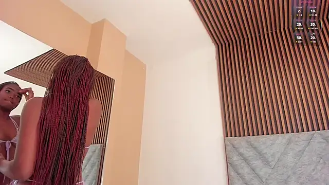 Kenia Storm online show from February 10, 2026, 7:51 pm