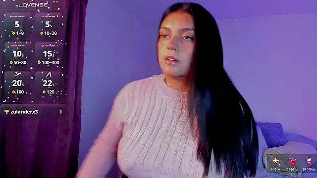 Snapshot of sofii_moretti chatting on November 18, 2025, 3:23 am sofii moretti online show from November 18, 2025, 3:23 am