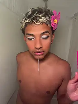 Ashleythelatina online show from July 31, 2026, 9:47 pm