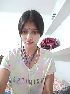 Snapshot of Mohnicute chatting on May 8, 2026, 6:46 pm Mohnicute online show from May 8, 2026, 6:46 pm