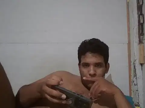 Snapshot of josecamsex27 chatting on January 17, 2026, 4:17 am josecamsex27 online show from January 17, 2026, 4:17 am