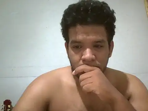 Snapshot of josecamsex27 chatting on February 20, 2026, 2:17 pm josecamsex27 online show from February 20, 2026, 2:17 pm