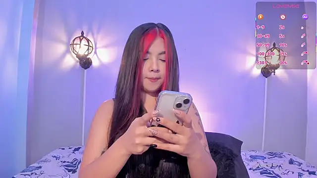 Snapshot of Stephany-roses- chatting on January 13, 2026, 9:20 pm Stephany-roses- online show from January 13, 2026, 9:20 pm