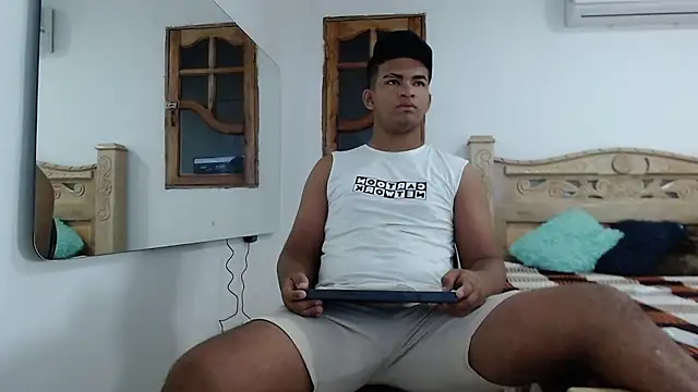 mathews    online show from December 2, 2025, 2:39 am