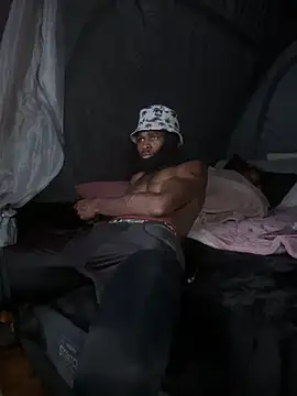 Snapshot of wearefreaks08 chatting on November 27, 2025, 4:25 am wearefreaks08 online show from November 27, 2025, 4:25 am