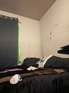 wearefreaks08 online show from February 16, 2026, 3:46 am