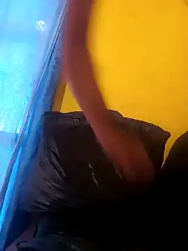 Snapshot of Antonii96 chatting on November 26, 2025, 8:21 pm Antonii96 online show from November 26, 2025, 8:21 pm