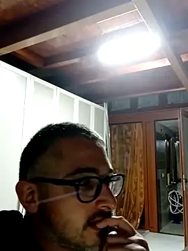 mipiacitanto93 online show from November 13, 2025, 7:02 pm