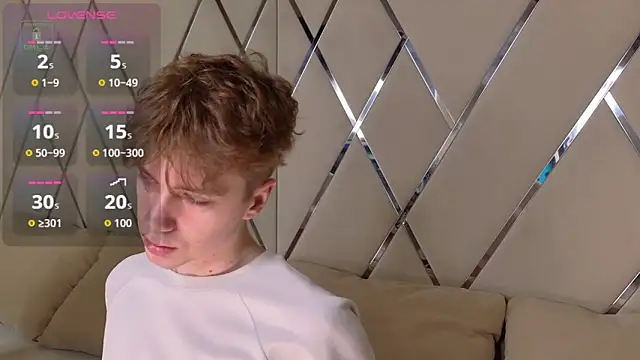 Paul Holt online show from December 1, 2025, 8:36 pm