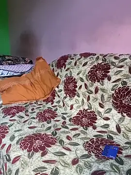 hotyyyyjonny online show from June 15, 2026, 2:58 am