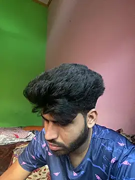 hotyyyyjonny online show from June 19, 2026, 1:32 am
