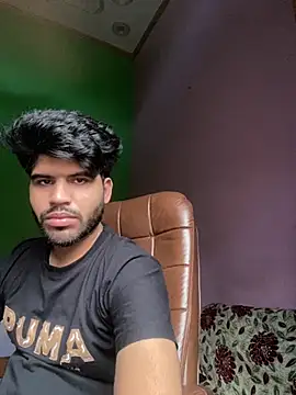 hotyyyyjonny online show from July 9, 2026, 2:48 am