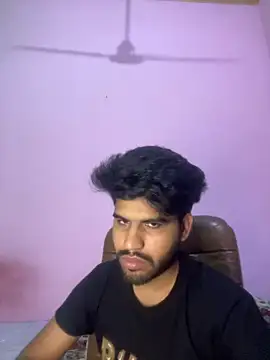 hotyyyyjonny online show from July 10, 2026, 2:05 am