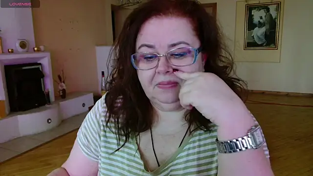 Natali-Gucci online show from April 10, 2026, 9:25 am