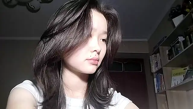 HuldaKye online show from December 2, 2025, 12:21 pm