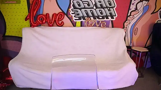 Snapshot of LadyChanelll chatting on February 13, 2026, 2:13 pm LadyChanelll online show from February 13, 2026, 2:13 pm