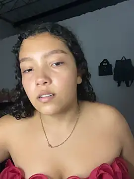 PetiteKattia online show from January 12, 2026, 12:49 am