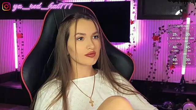 -RED HAT- online show from April 16, 2026, 5:14 pm