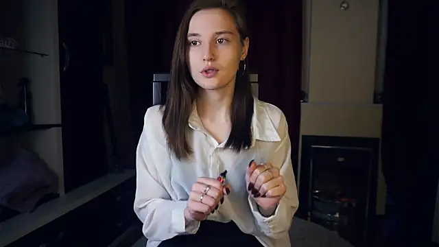 Snapshot of IsaParadiso chatting on December 2, 2025, 5:57 am IsaParadiso online show from December 2, 2025, 5:57 am