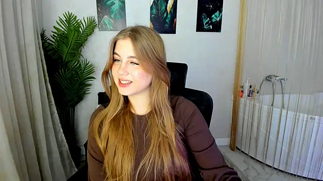 GoldenMirage online show from January 14, 2026, 12:11 pm