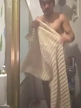 piggylatino online show from November 22, 2025, 2:32 am