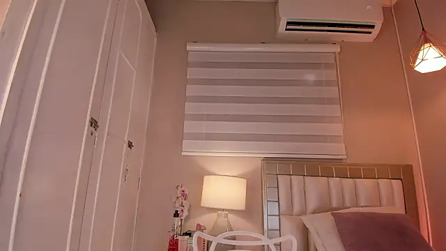 Snapshot of electra_a chatting on February 21, 2026, 6:31 pm electra a online show from February 21, 2026, 6:31 pm