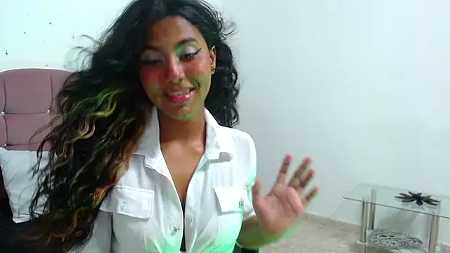 Bia LuxBia Lux online show from November 20, 2025, 8:08 pm