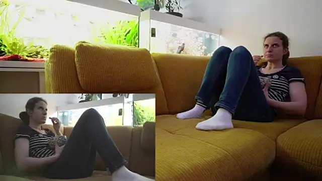 SUZANNEXXXXXX online show from April 18, 2026, 11:25 am