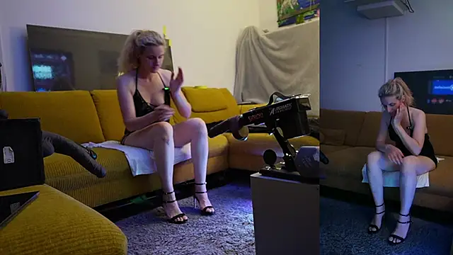 SUZANNEXXXXXX online show from July 16, 2026, 10:38 pm